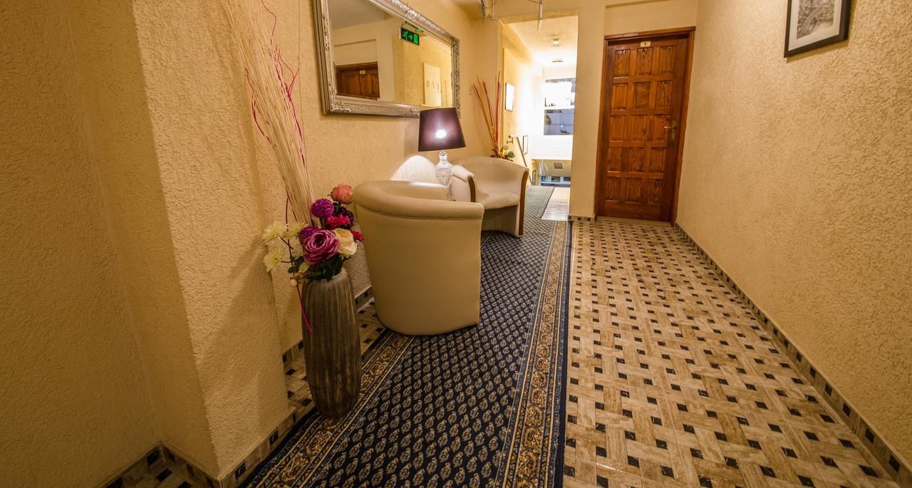 Отель Hotel Ideal Подгорица-31