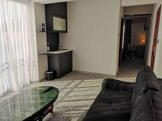 Отель Hotel Ideal Подгорица Двухместный номер Делюкс с 1 кроватью и балконом-5