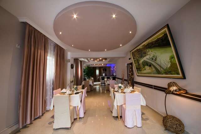Отель Hotel Ideal Подгорица-21