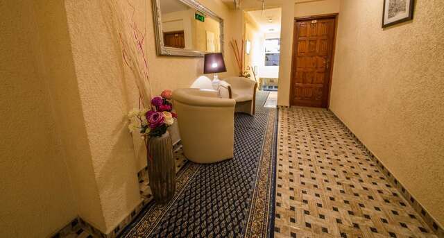 Отель Hotel Ideal Подгорица-30