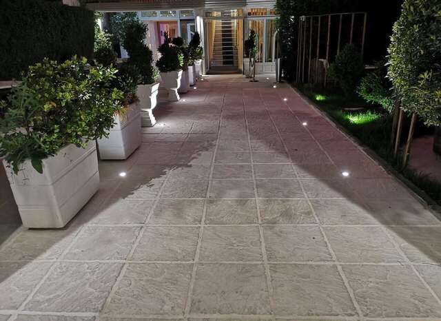 Отель Hotel Ideal Подгорица-5