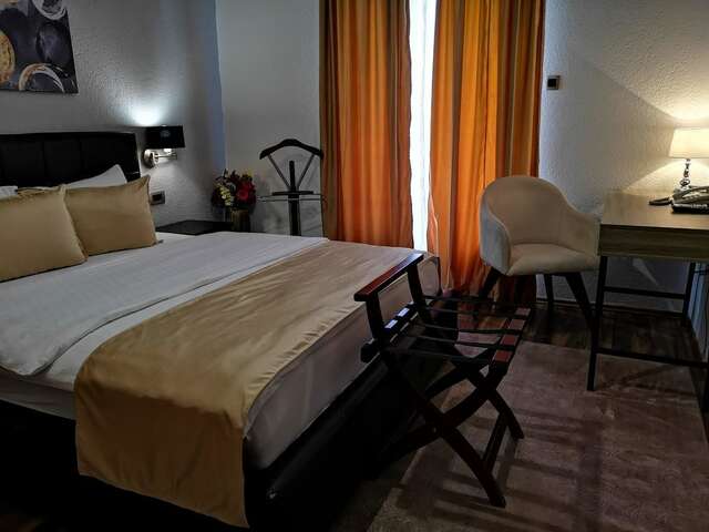 Отель Hotel Ideal Подгорица-32