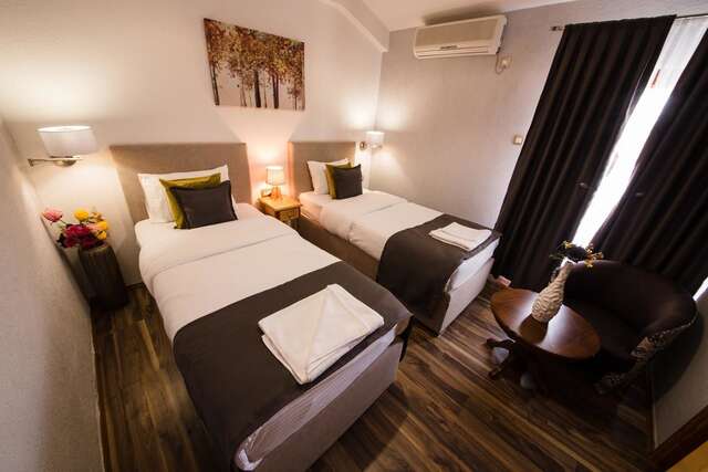 Отель Hotel Ideal Подгорица-44