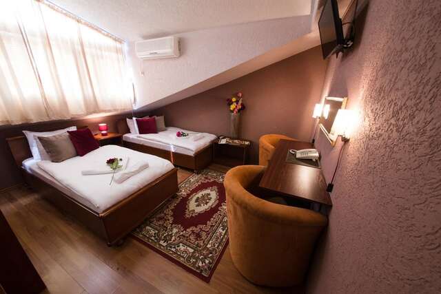Отель Hotel Ideal Подгорица-46