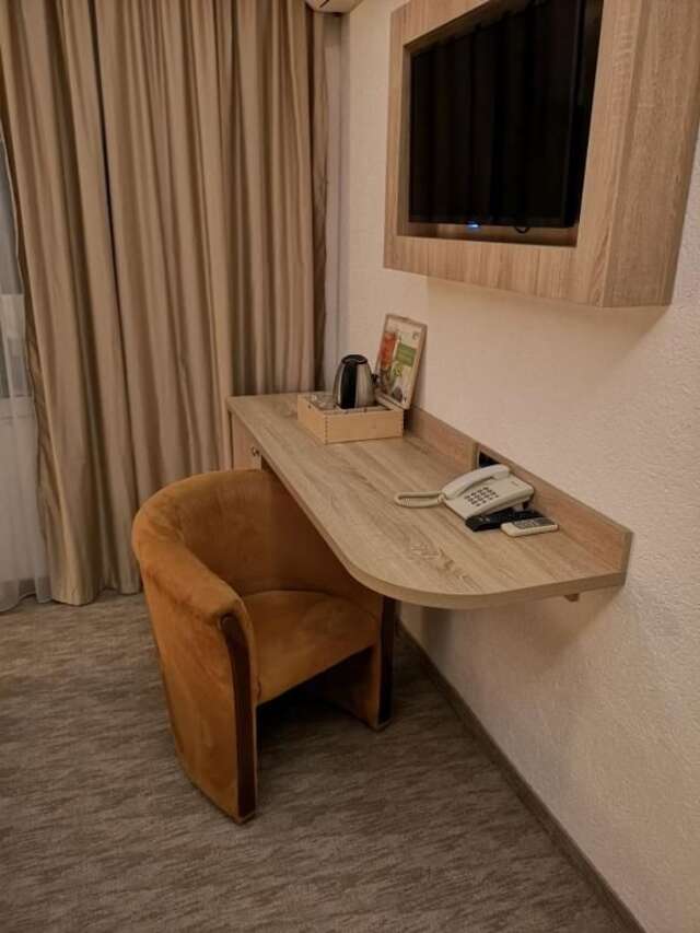 Отель Hotel Ideal Подгорица-52